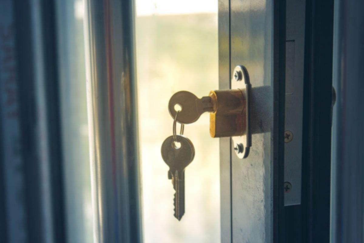 WwbNZMo0SXSPoSYOzDIeYiiJC6iomKgGjhiYlWy6 4